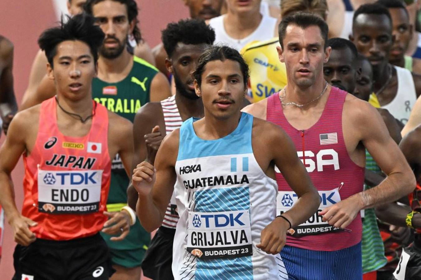 Guatemalteco Grijalva domina las series de 5.000 metros del Mundial y va rumbo al hito
