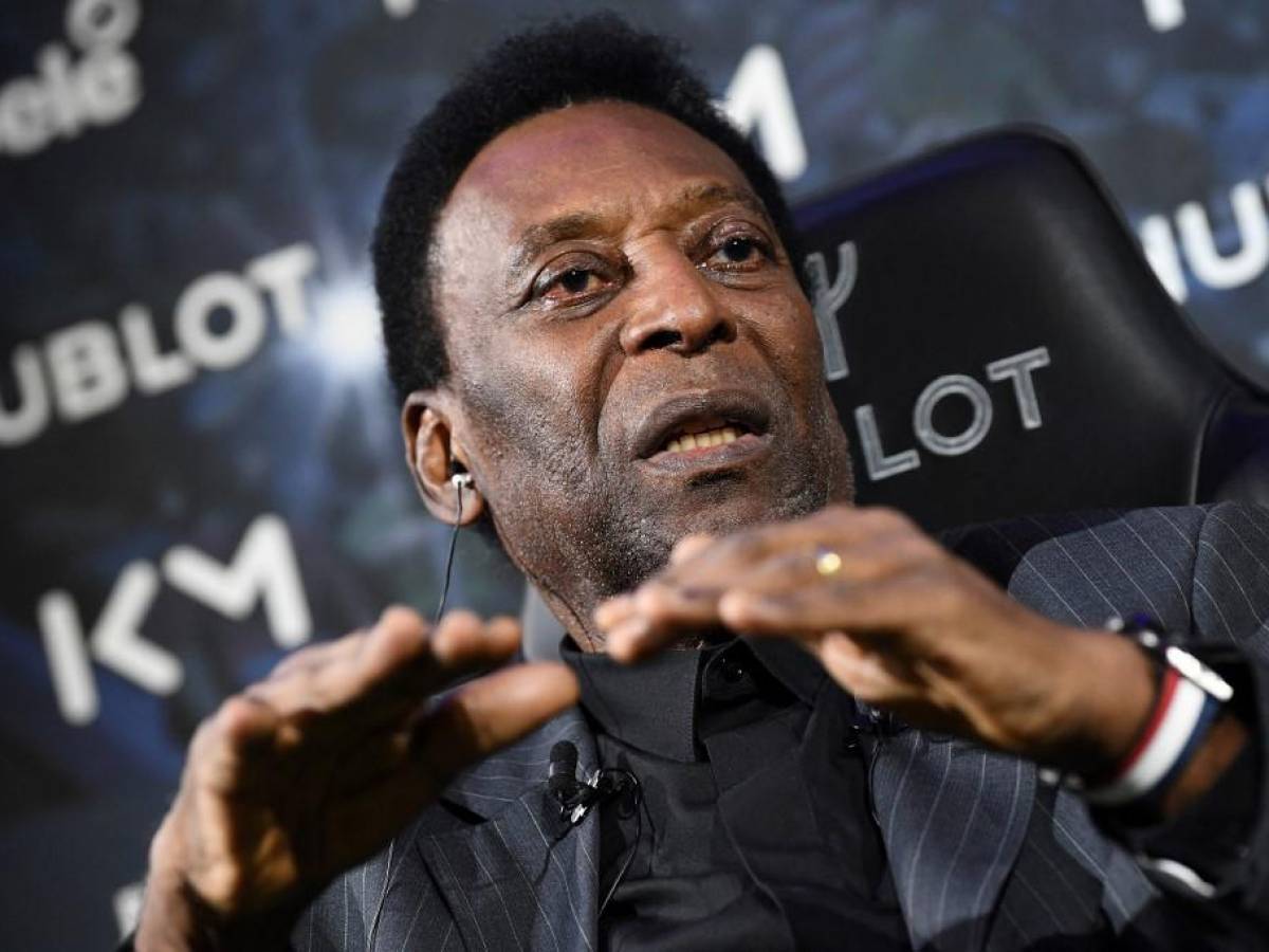 Médicos dan un nuevo informe sobre la salud de Pelé