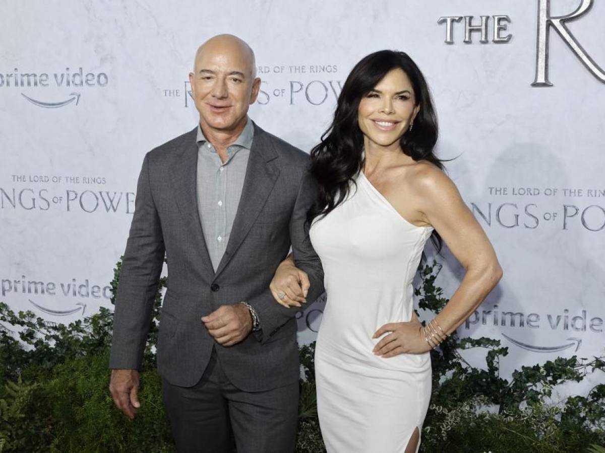 La novia de Jeff Bezos liderará primera misión espacial con solo mujeres a bordo