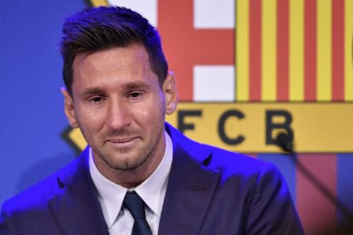 ¿Qué obstáculos impiden al FC Barcelona contratar a Messi aunque sea gratis?