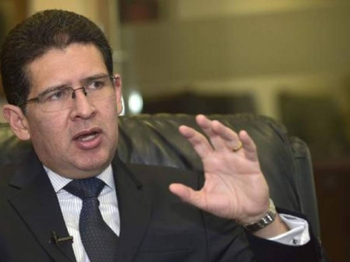 Pulseada de Ecuador con las petroleras