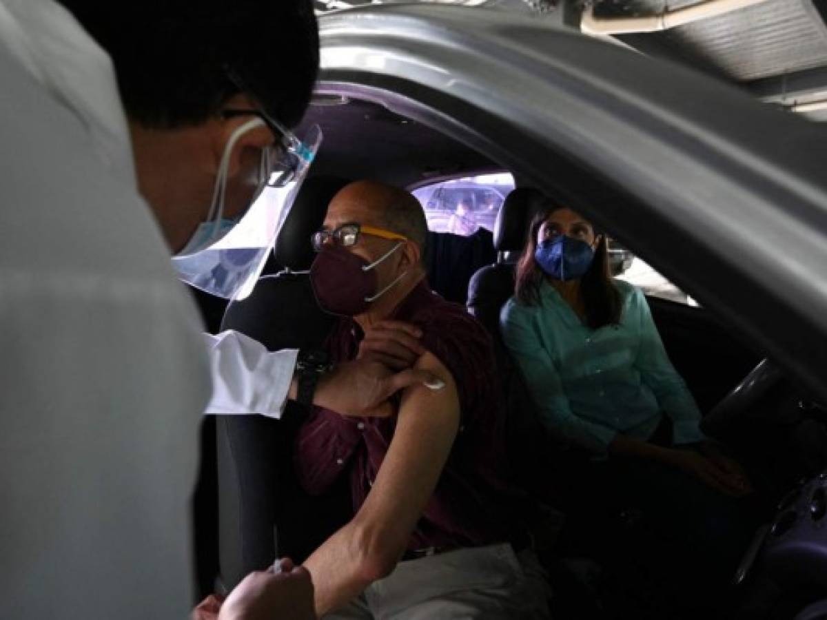 Guatemala y Honduras, últimos en la fila de campaña de vacunación en la región
