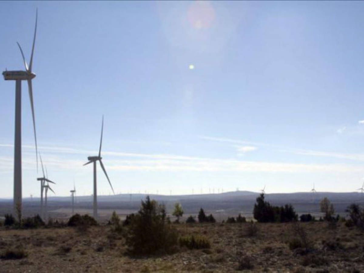 Costa Rica adjudica seis proyectos de energías limpias