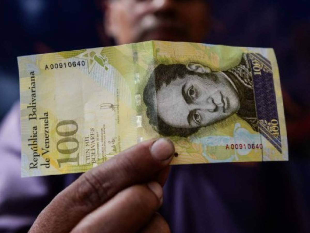 Venezuela flexibiliza su rígido control de cambios