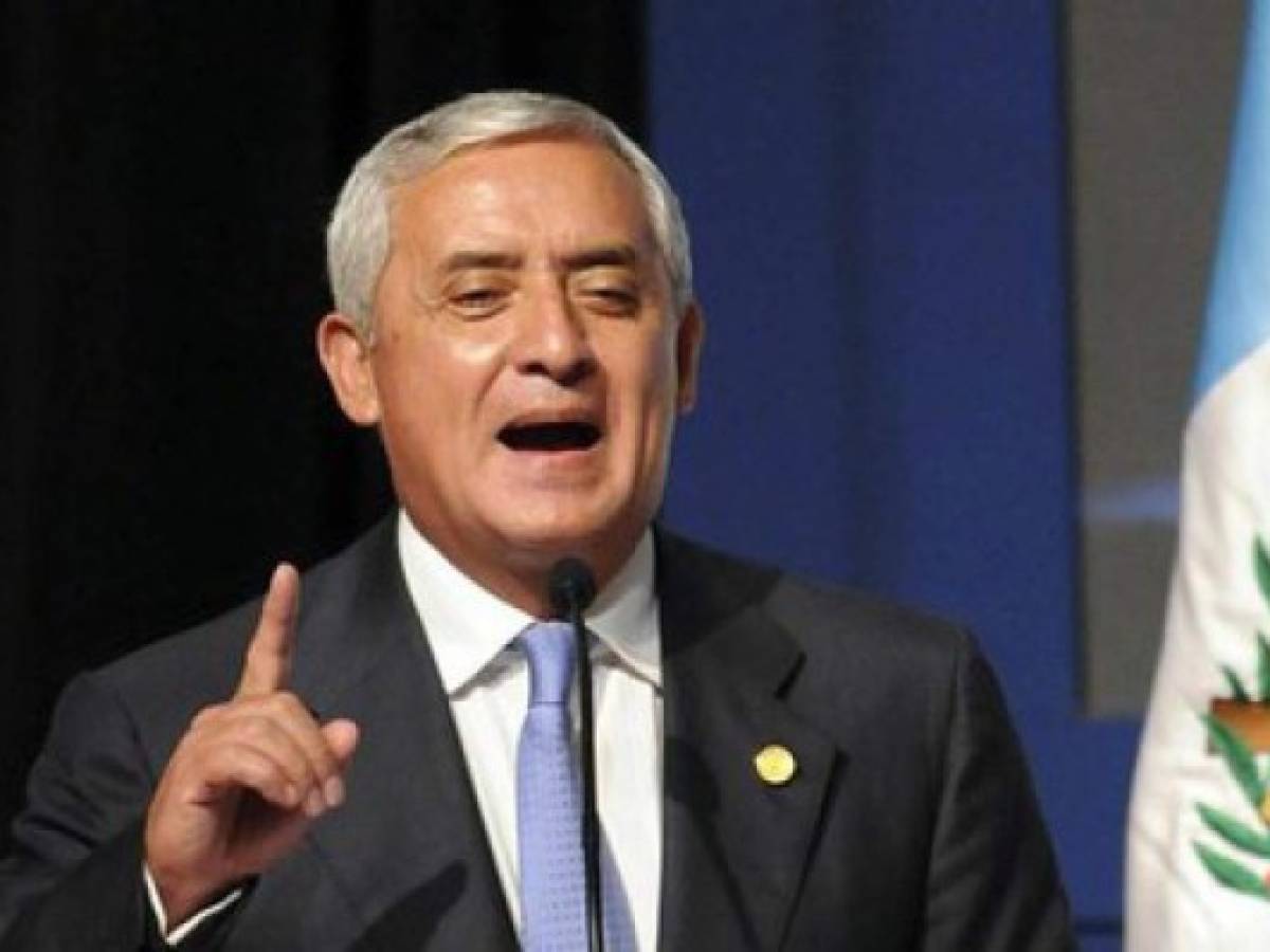 Antejuicio por corrupción acorrala a presidente de Guatemala