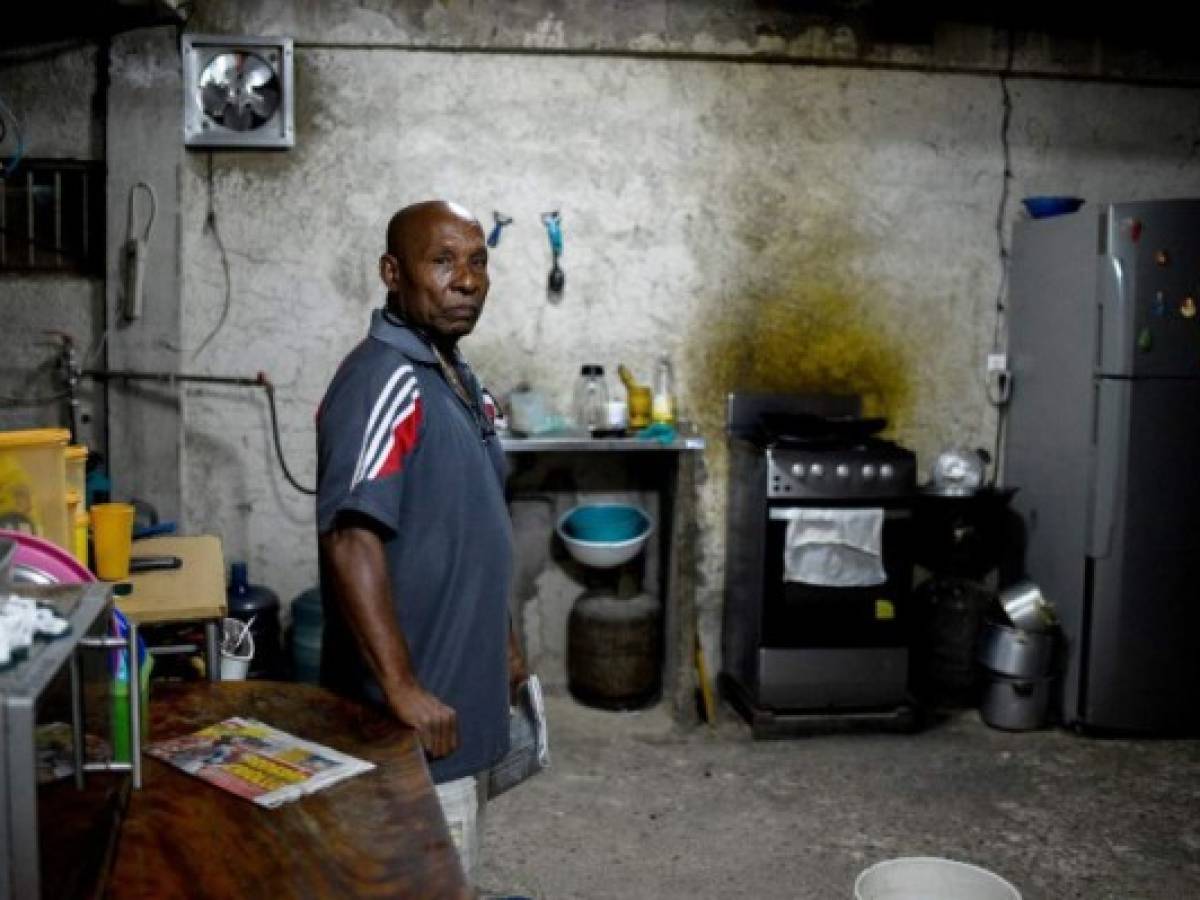 Ricos, clase media y pobres: la crisis golpea a todos en Venezuela