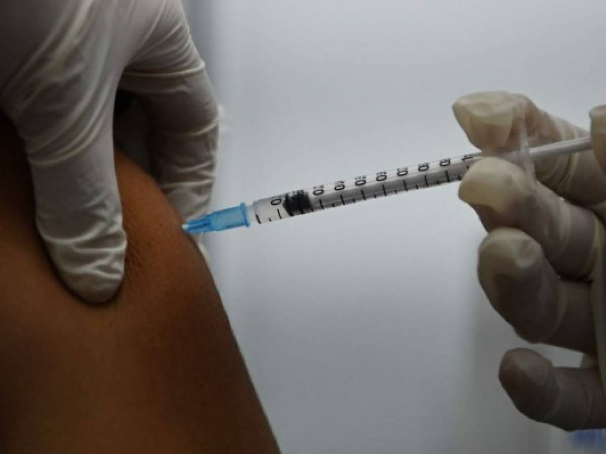 El Salvador: Solo vacunados contra COVID-19 podrán ingresar a estadios
