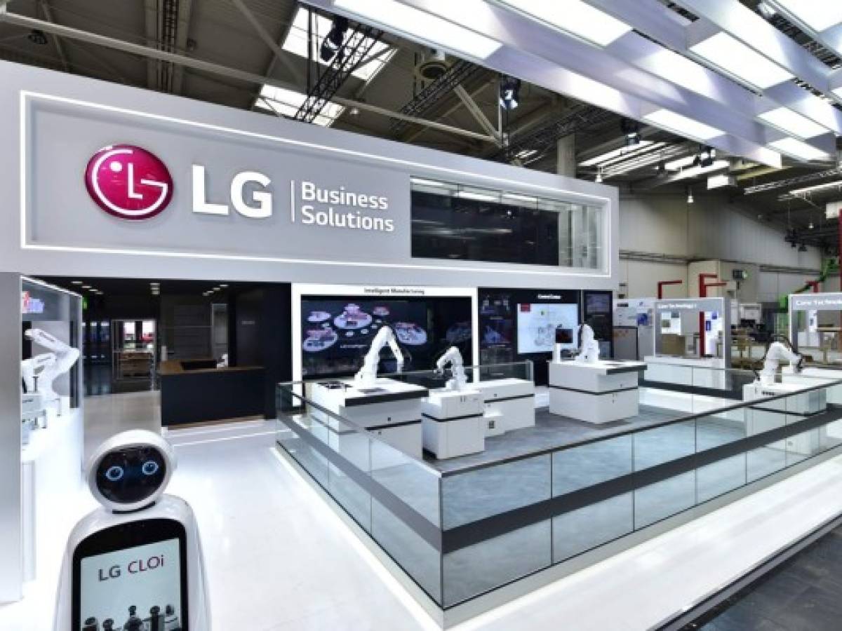 LG presenta soluciones de manufactura inteligente: robots articulados vertical y horizontal