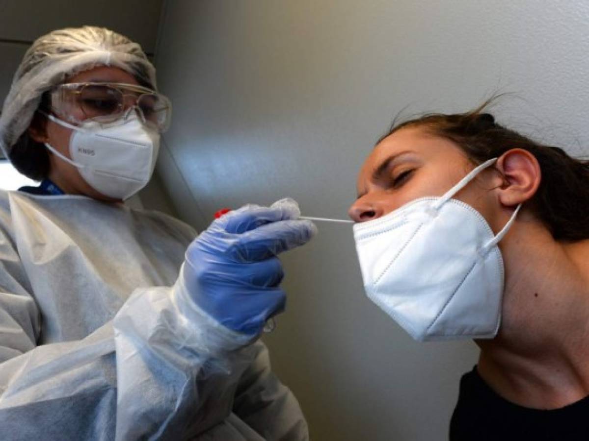 Nuevo récord de casos de covid en EE.UU. y Latinoamérica supera los 400.000 muertos