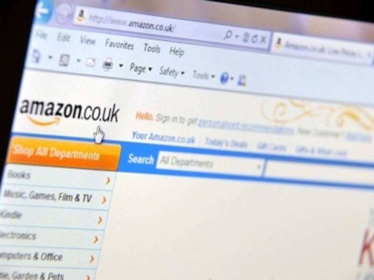 Demandas de Amazon por comentarios falsos en su sitio