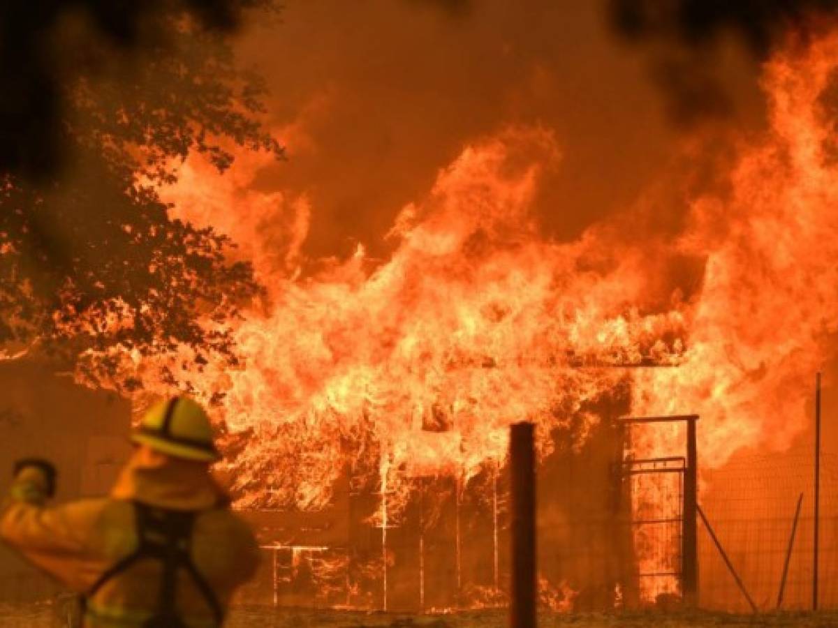 Los voraces incendios de California no dan tregua