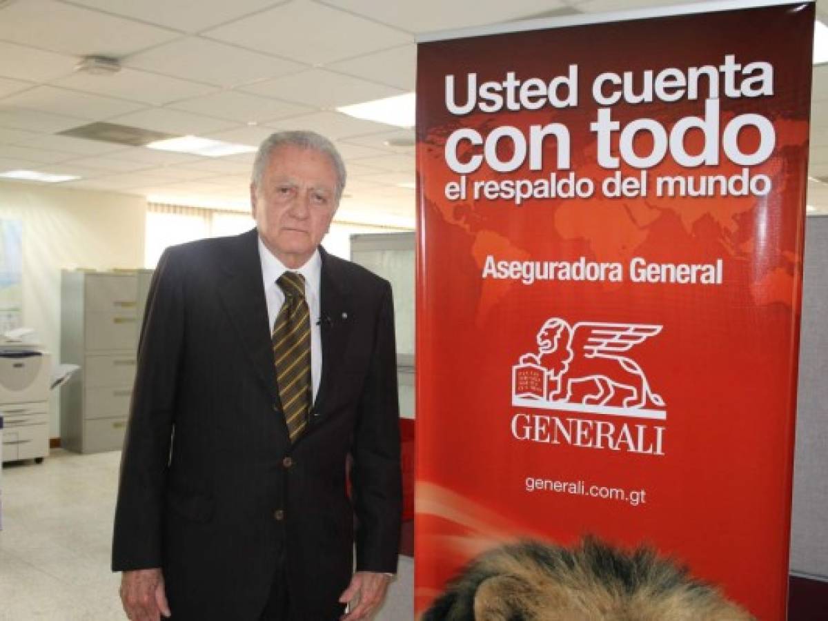 Guatemala: Cámara de Finanzas galardona a Enrique Neutze Aycinena
