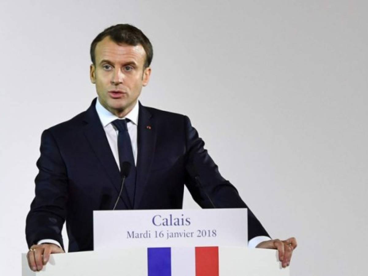 Francia: Macron presenta una controvertida ley sobre inmigración