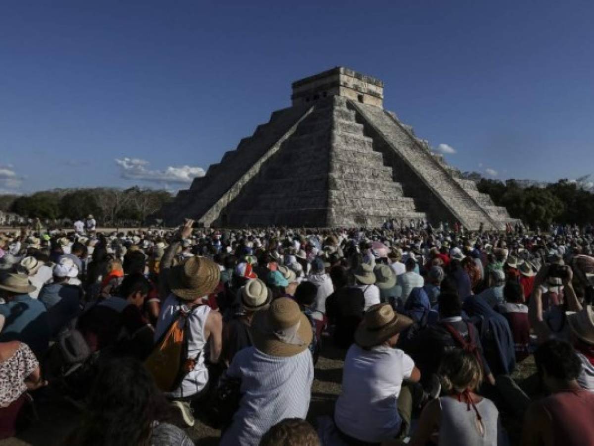 Miles reciben a la primavera en sitios arqueológicos de México