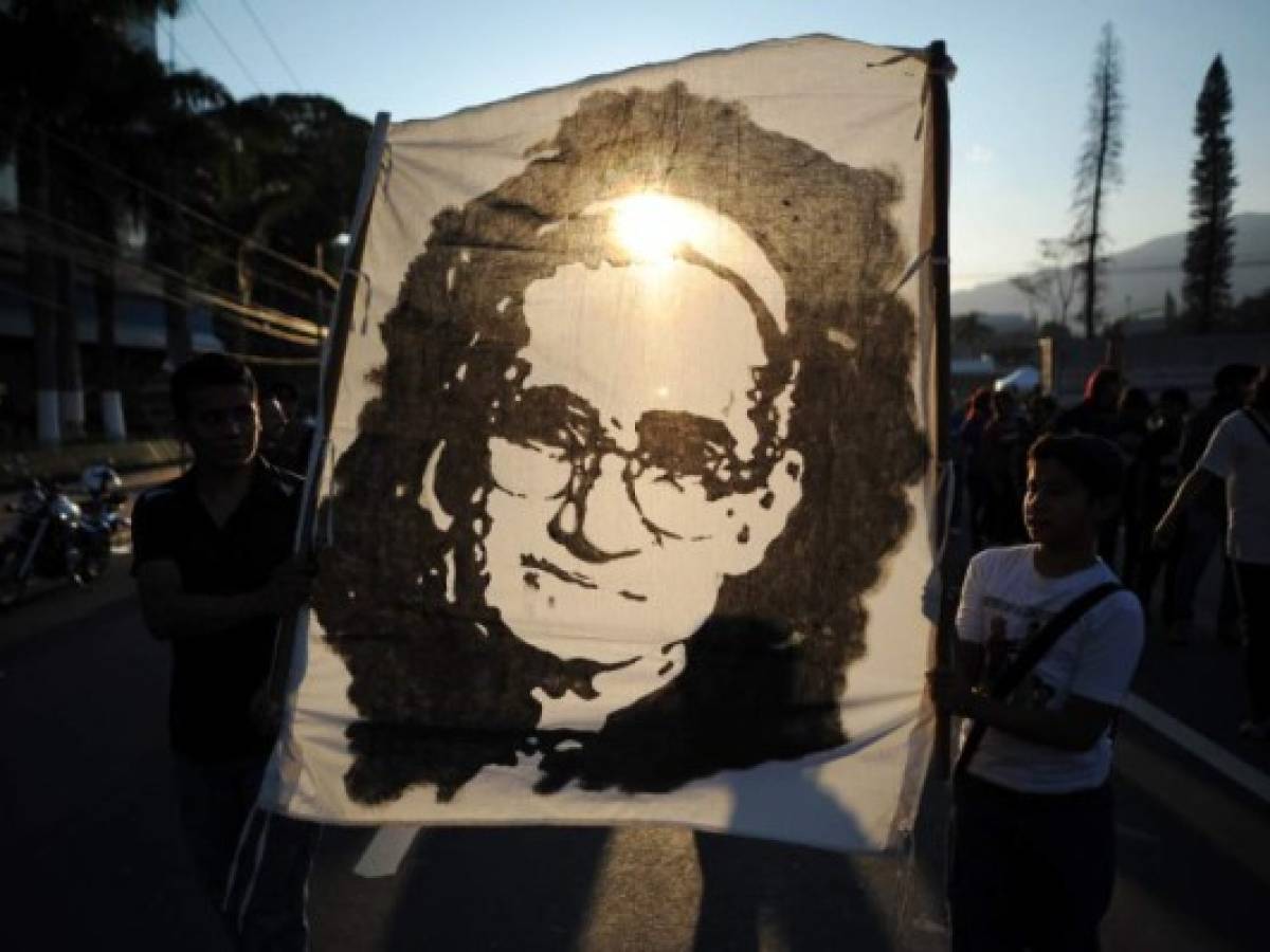 El Salvador: Monseñor Romero, el mártir recordado como 'la voz de los sin voz'