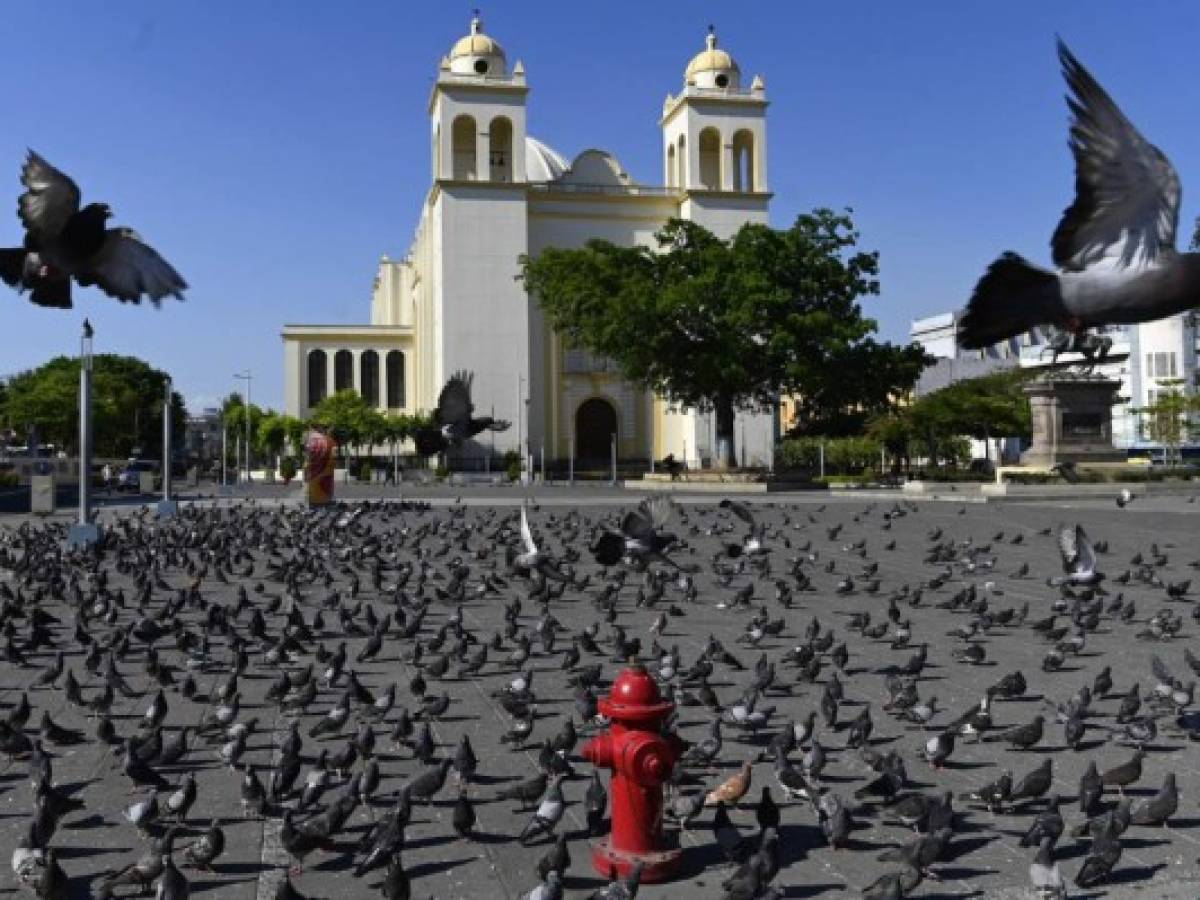 El Salvador extiende su cuarentena por COVID-19