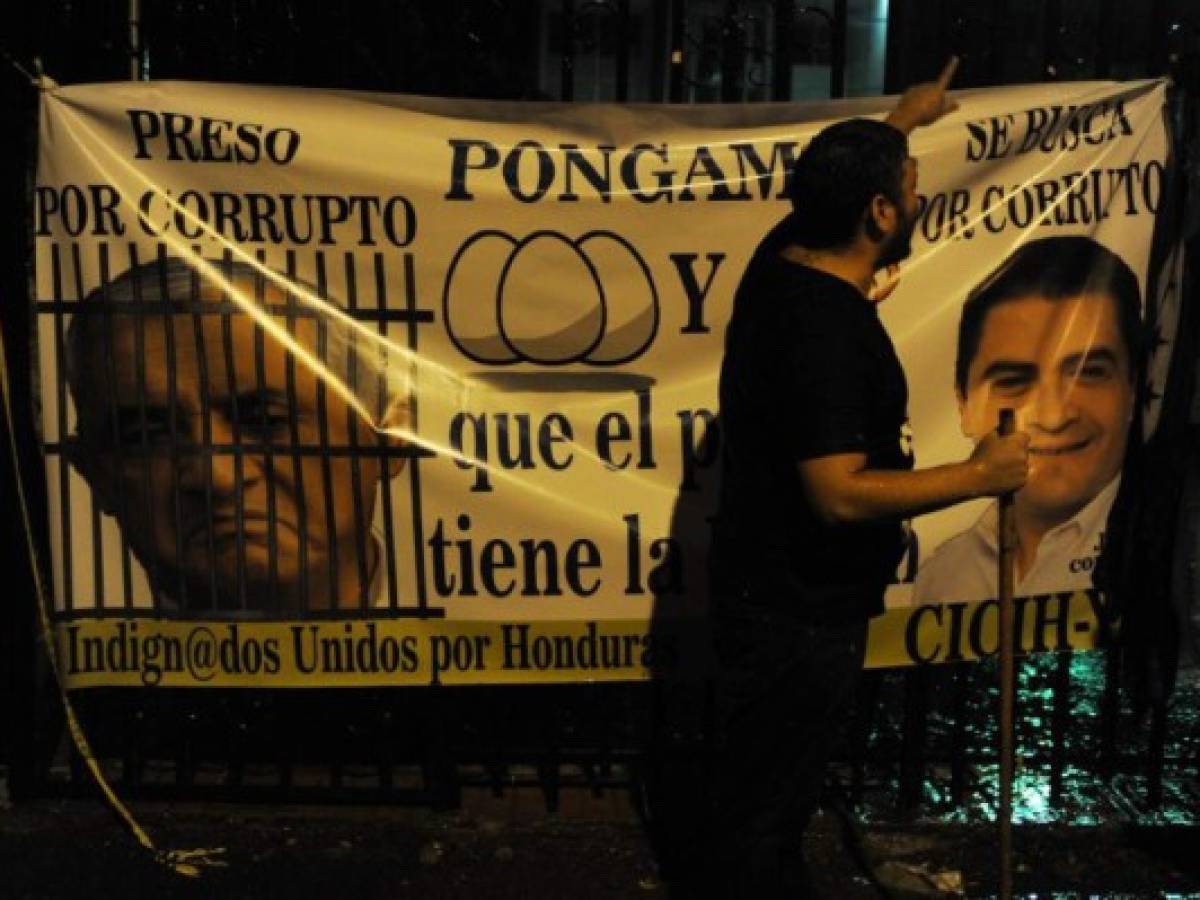 Honduras: 'Indignados' piden a empresarios su acompañamiento