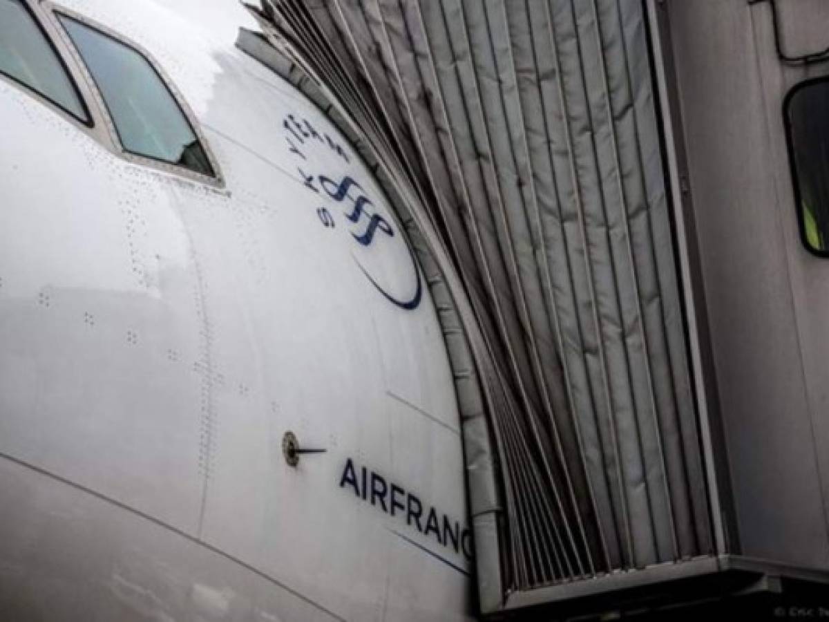Air France seguirá operando en Venezuela pese a deuda