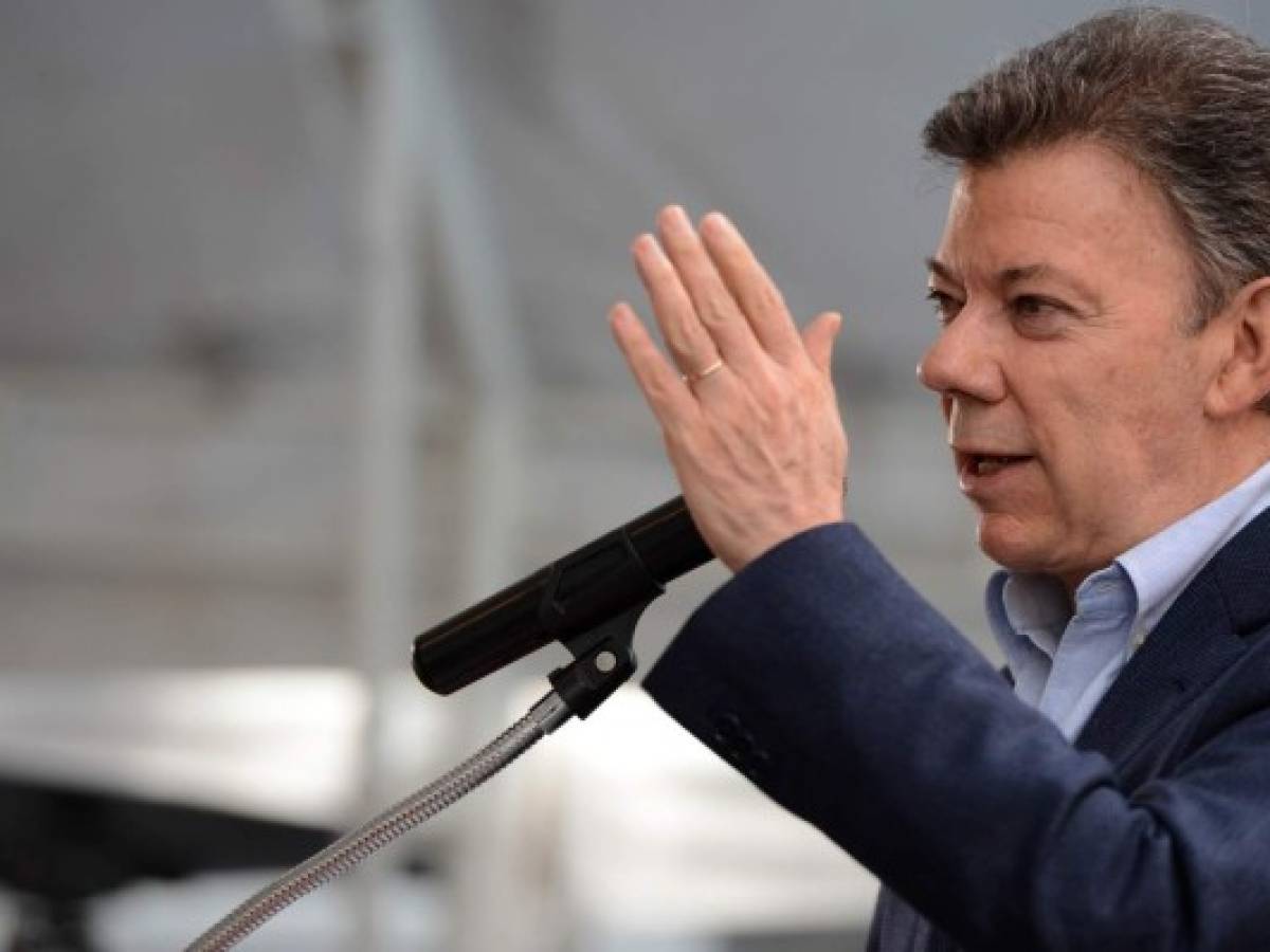 Presidente de Colombia analizará paz y comercio en Centroamérica