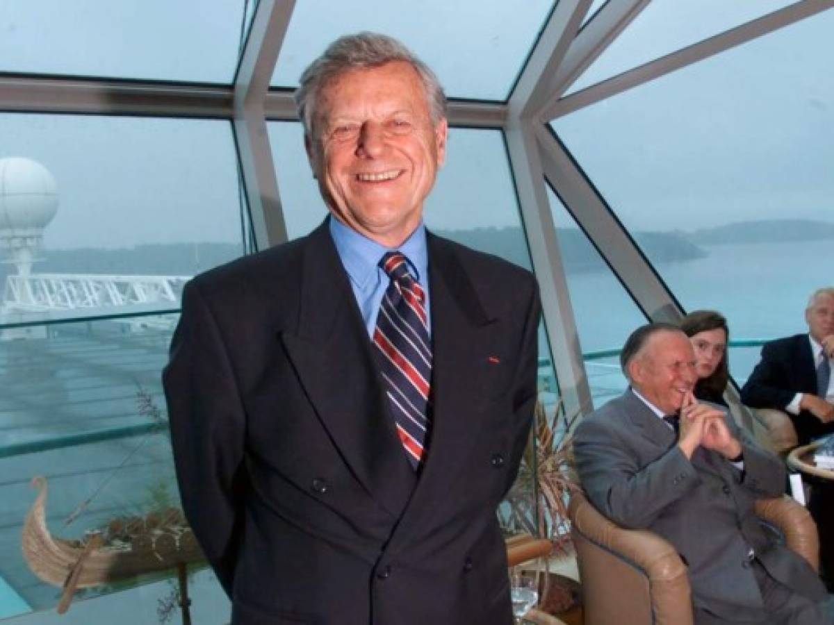 Cofundador de Royal Caribbean Cruises fallece a los 90 años