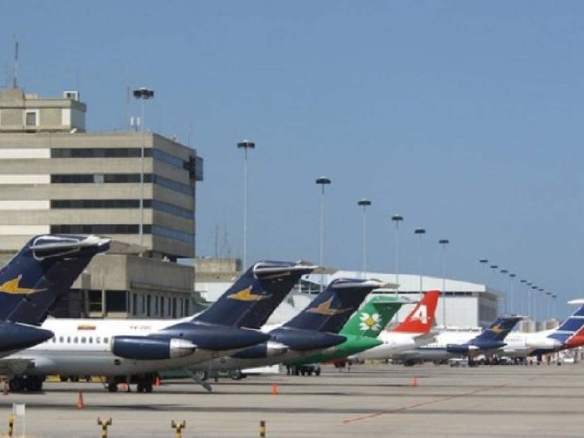 Venezuela debe pagar US$3.700 millones a aerolíneas