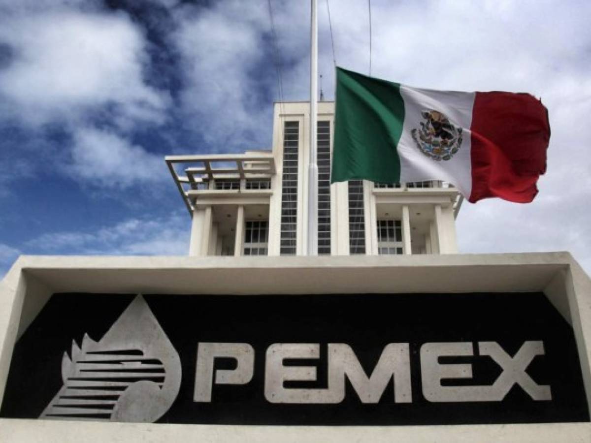 Pemex confirma hallazgo 'gigante' de 500 millones de barriles de petróleo