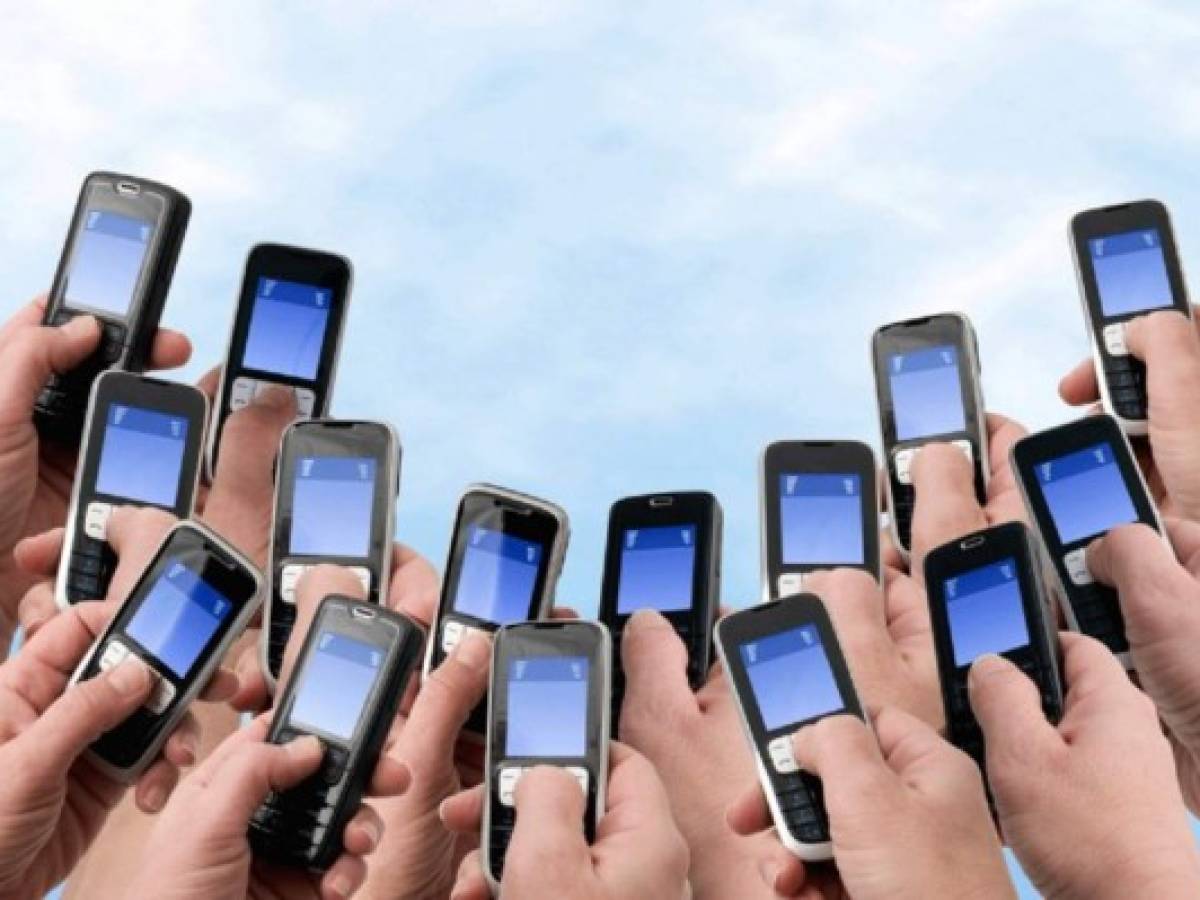 EE.UU: telefonía móvil se está imponiendo a la fija