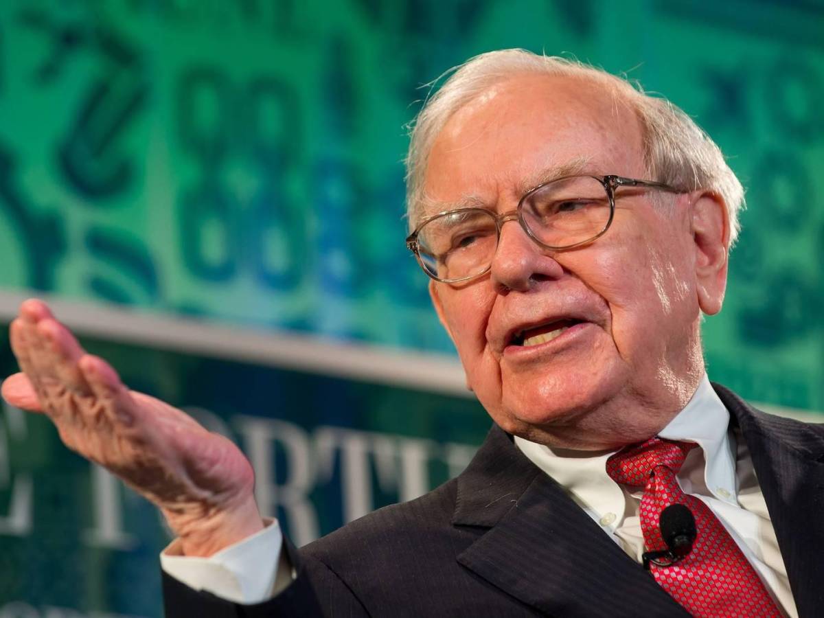 Buffett apuesta US$5.000 M en gigante de semiconductores