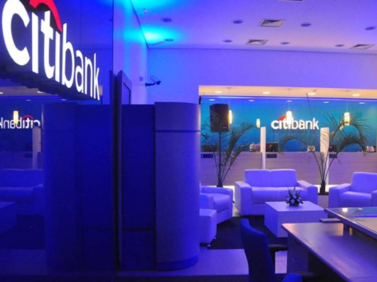Grupo Terra y Banco Atlántida tras compra de Citi El Salvador