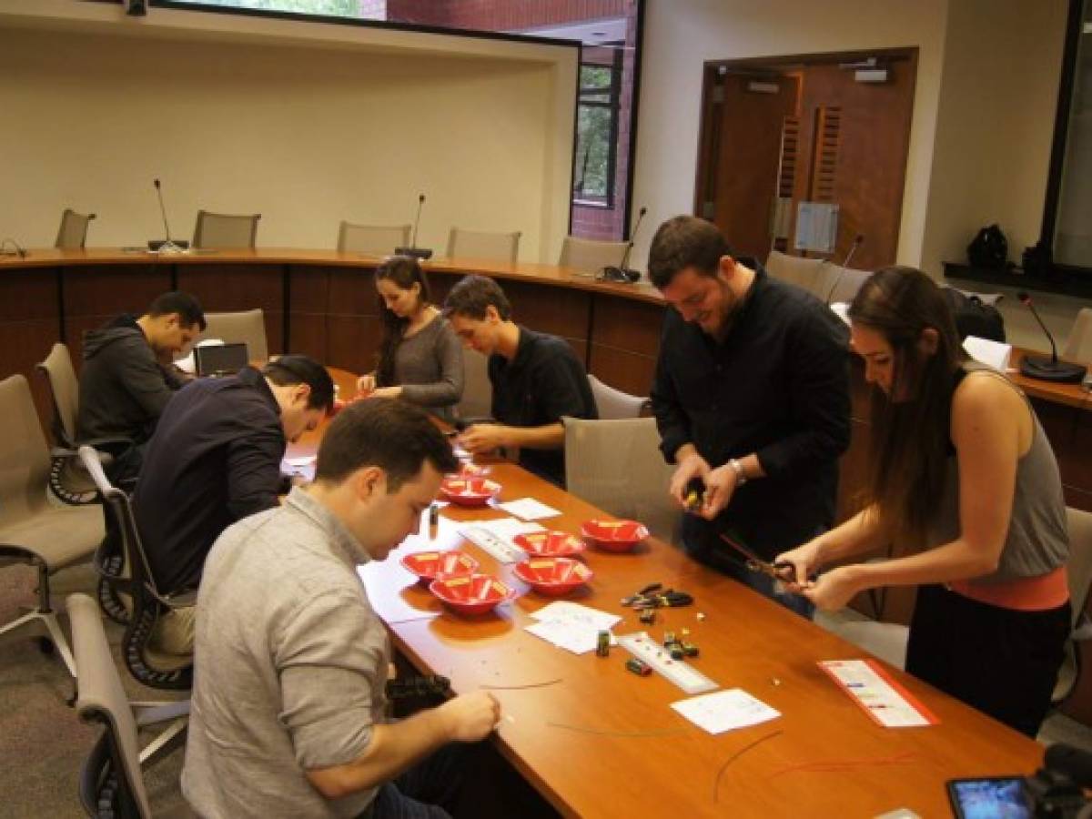 Shad, simulación competitiva de UFM para emprendedores