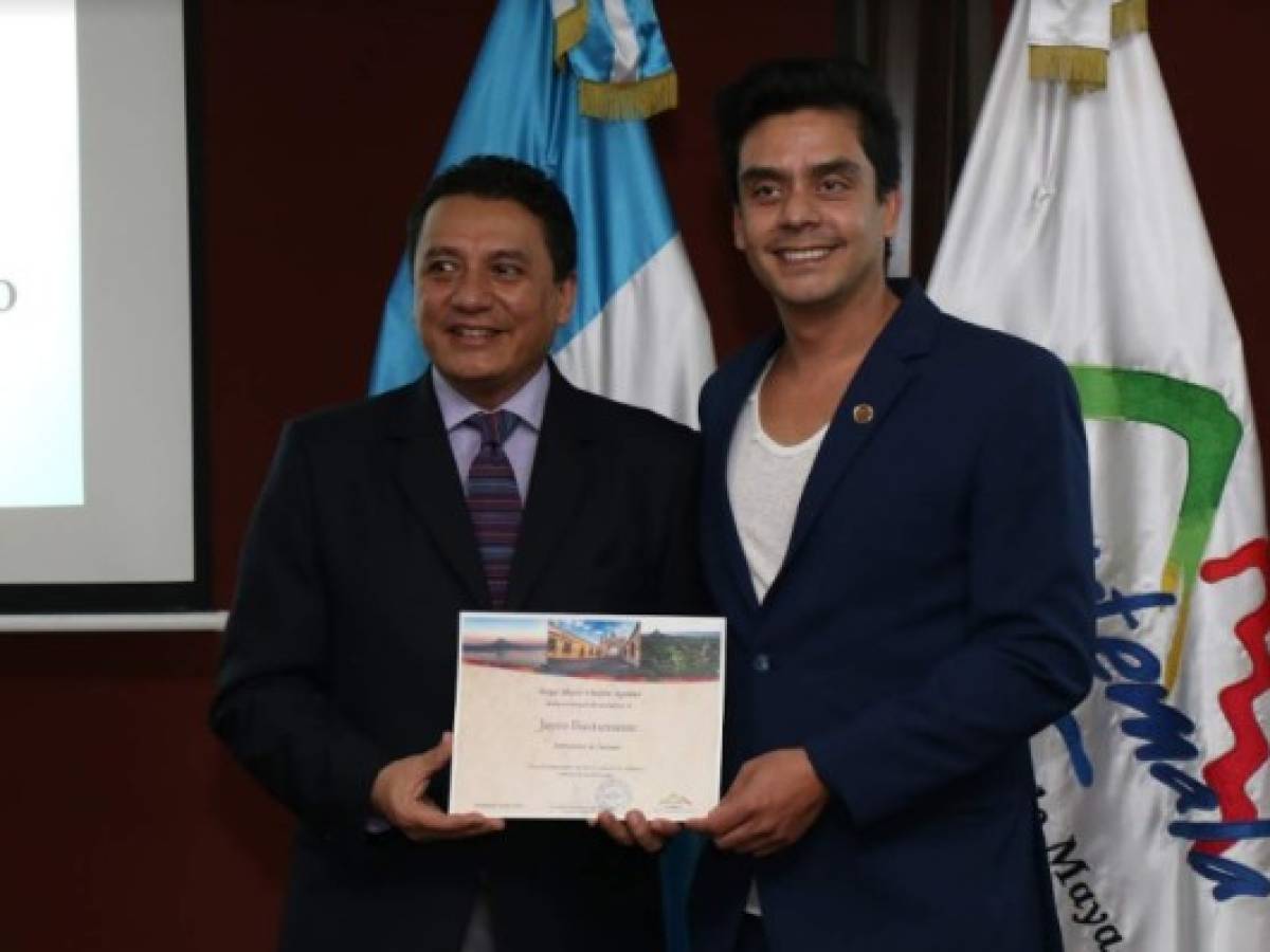 El cineasta Jayro Bustamante, nuevo embajador de Turismo de Guatemala