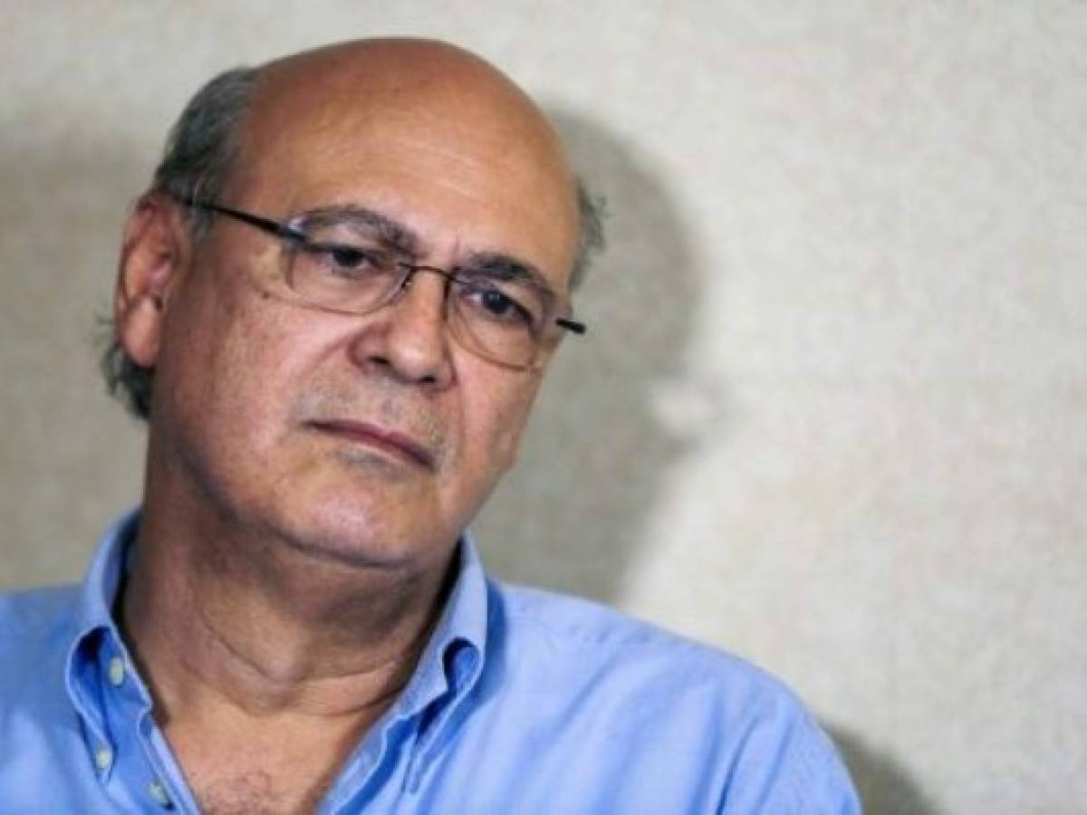Periodista nicaragüense denuncia a jefe de policía por allanar diario