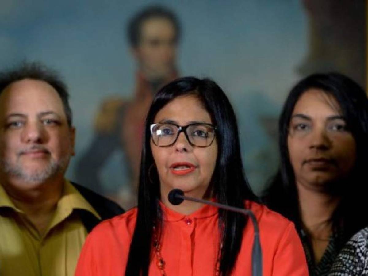 La presidenta de la Asamblea Constituyente de Venezuela, Delcy Rodriguez, ofrece una conferencia de prensa. AFP PHOTO / Federico PARRA