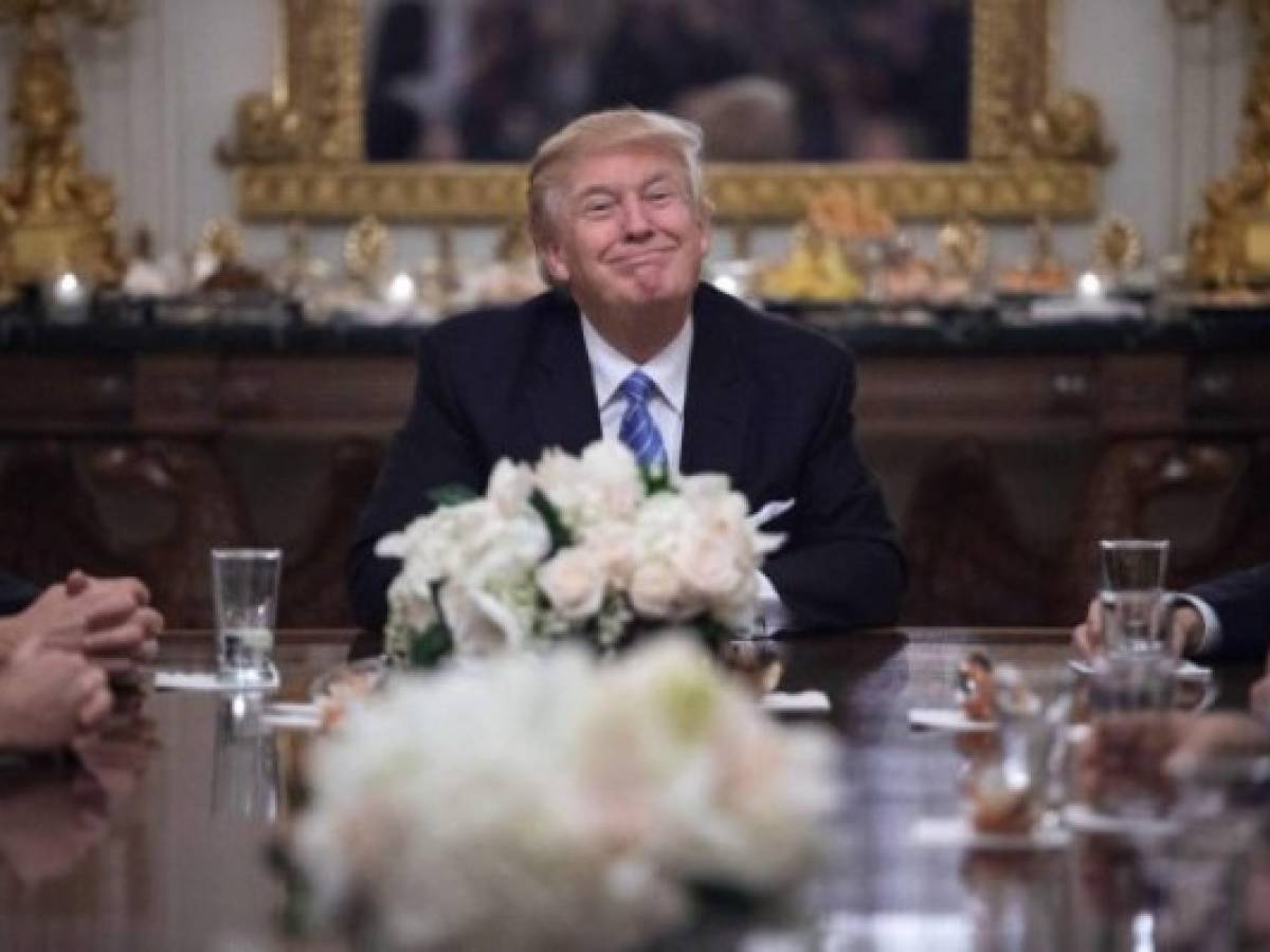 Trump anuncia la construcción del muro