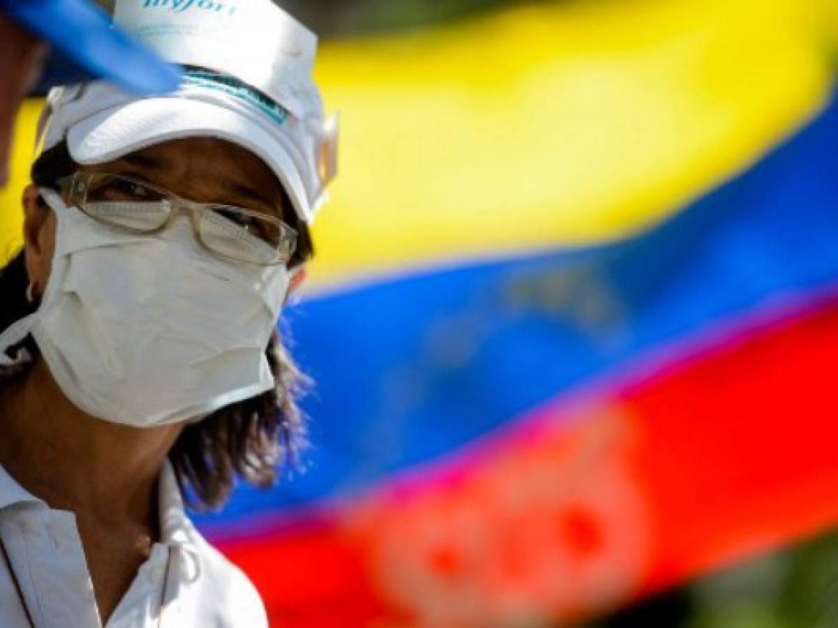 Por tierra y mar: así huyen de Venezuela los perseguidos por Maduro