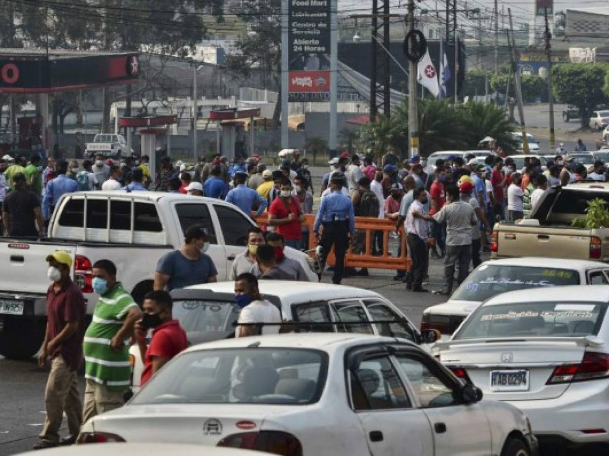 Taxistas hondureños demandan bono ante crisis por pandemia