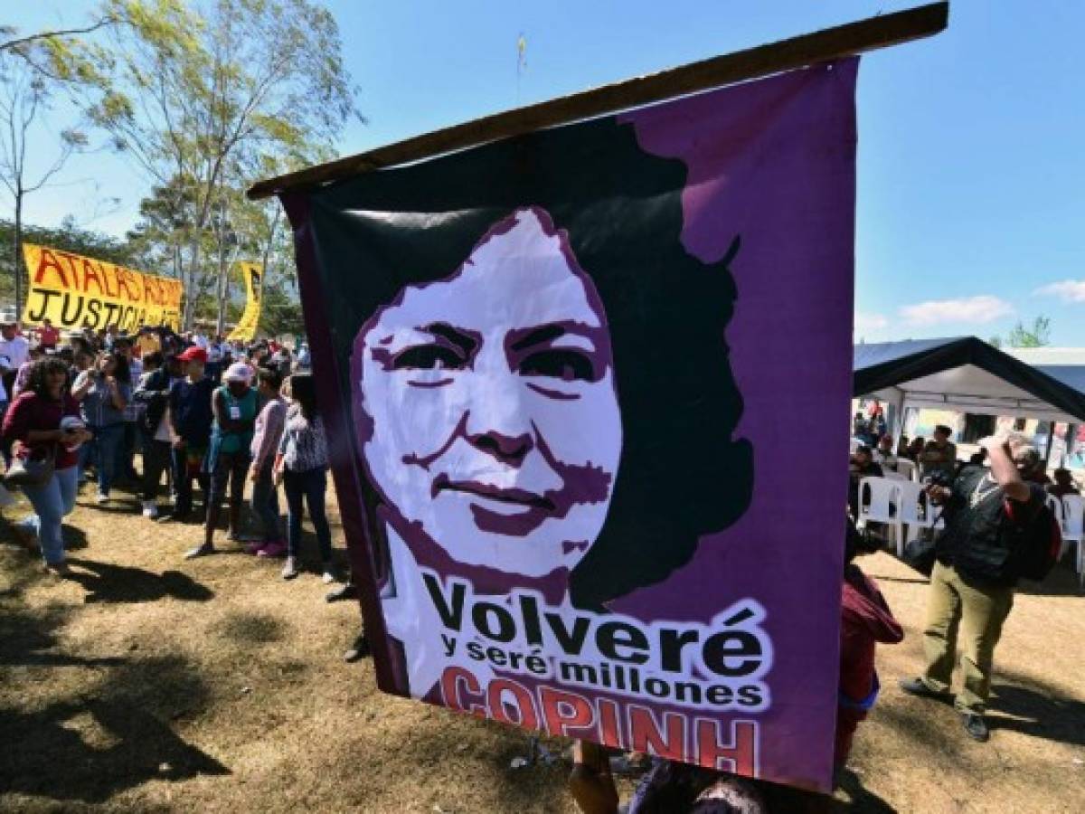 Hija de Berta Cáceres confía en que se señale a los autores intelectuales del crimen