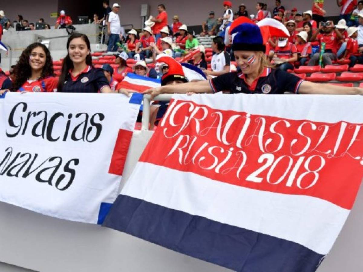 Costa Rica se despidió con goleada y Keilor Navas recibió homenaje previo a Rusia 2018