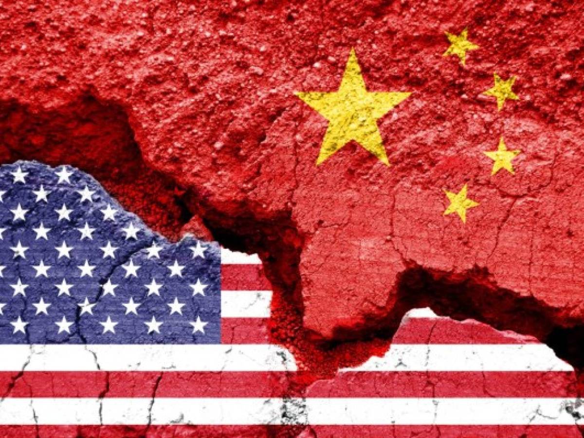 EE.UU. acusa a China de aprovechar virus para ampliar su influencia regional