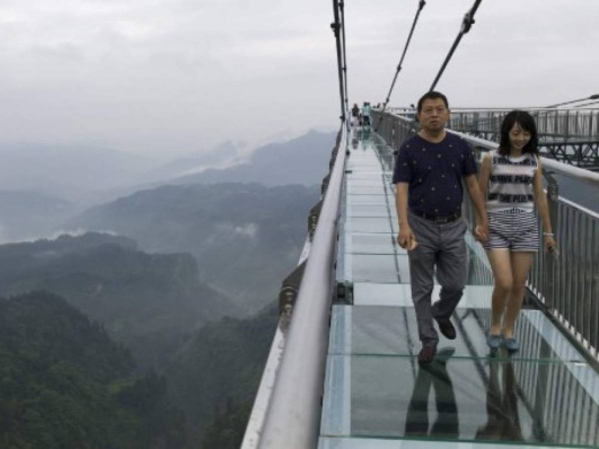 En fotos: El puente de cristal de China