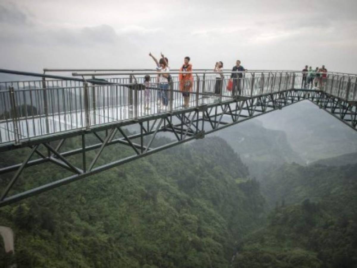 En fotos: El puente de cristal de China