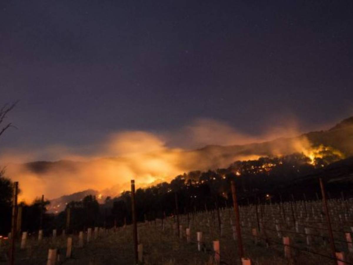 El fuego arrasa la famosa región del vino en California