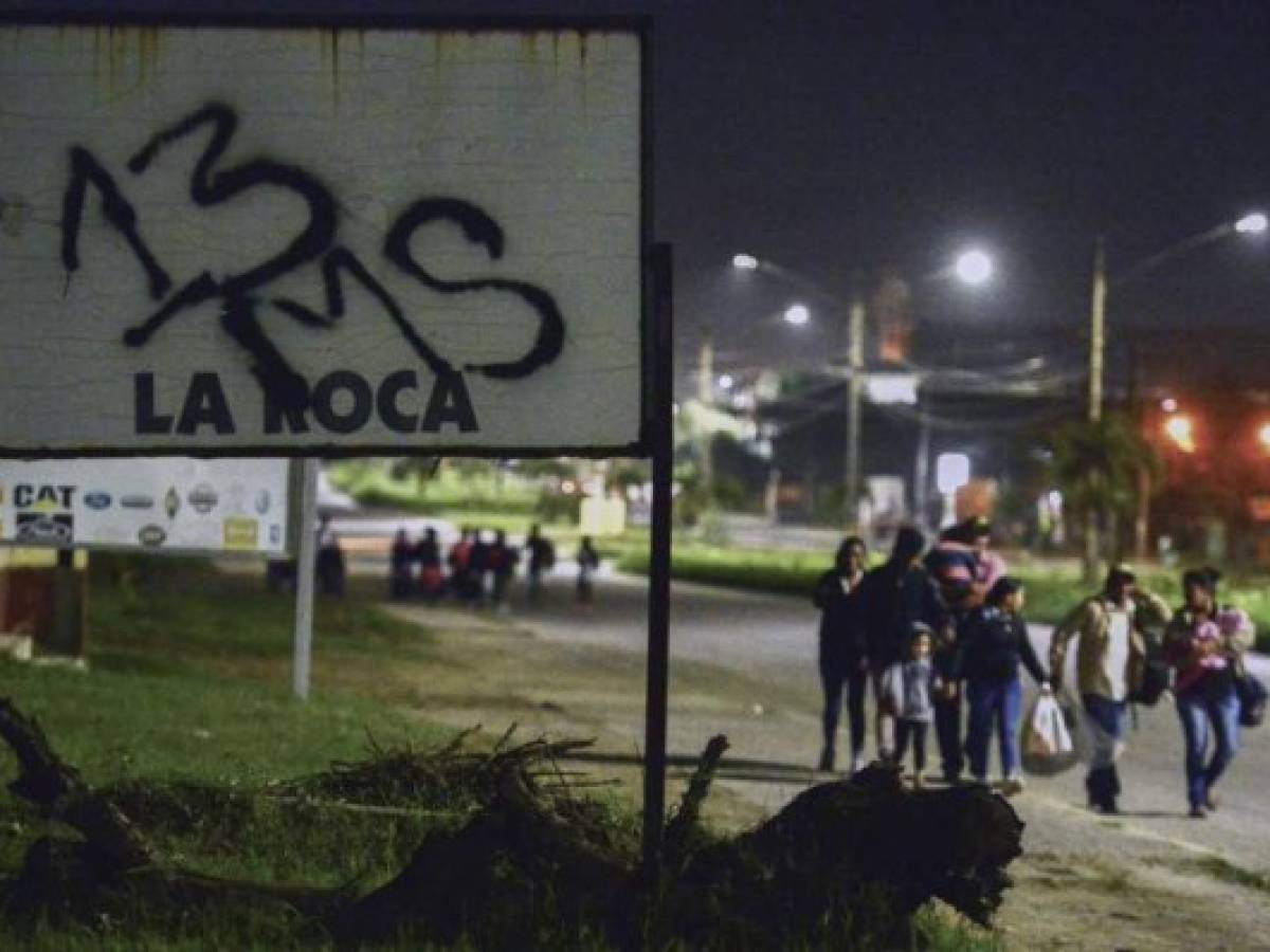 'Buscamos refugio: En Honduras nos matan', decía un afiche de la convocatoria a la 'caravana migrante' que circuló por las redes sociales en las últimas semanas.