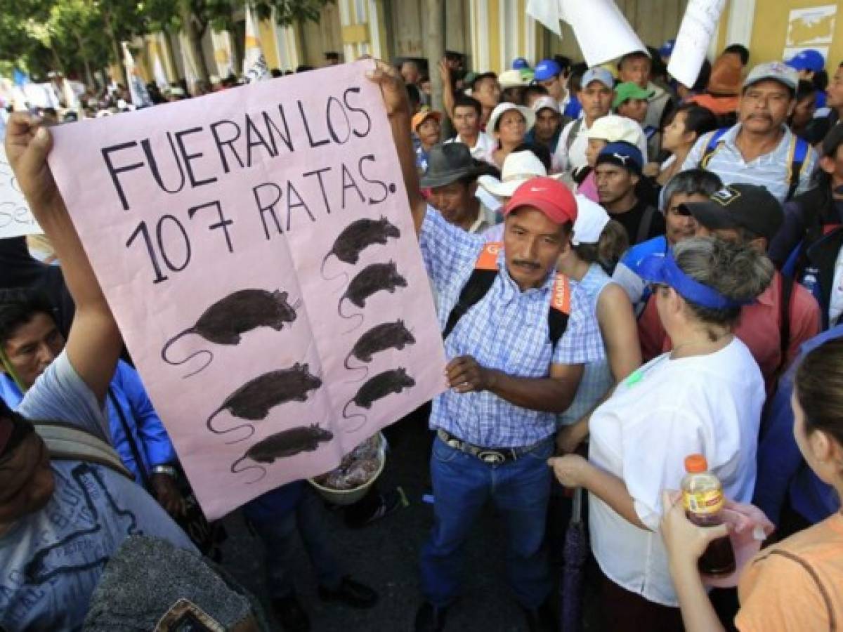 Guatemala: La Plaza se convirtió en un mosaico humano