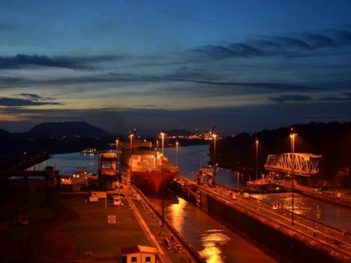Sortearán paso de primer buque por nuevo Canal de Panamá