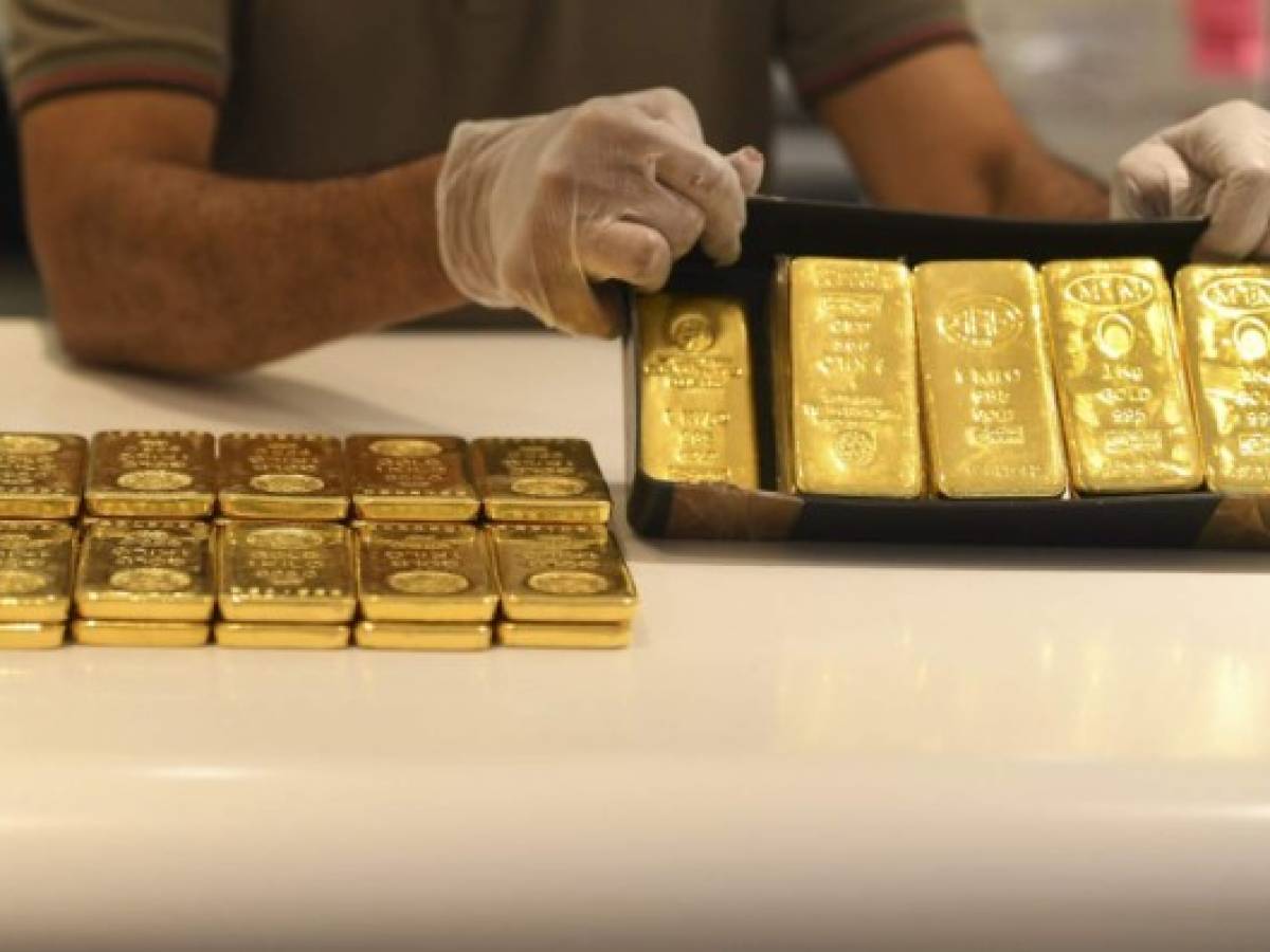 El oro alcanza su valor más alto en siete años y medio