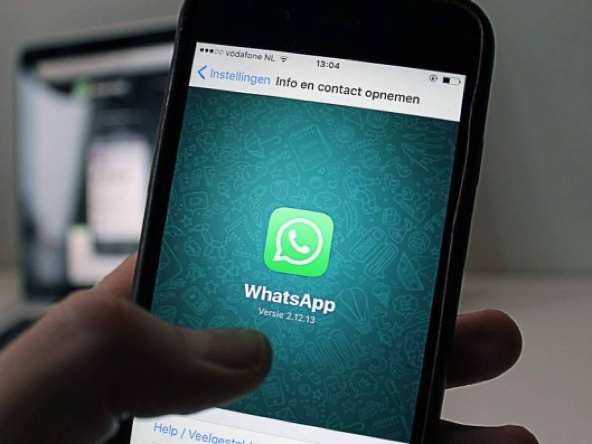 WhatsApp permitirá compartir contenido en Facebook por medio de un botón