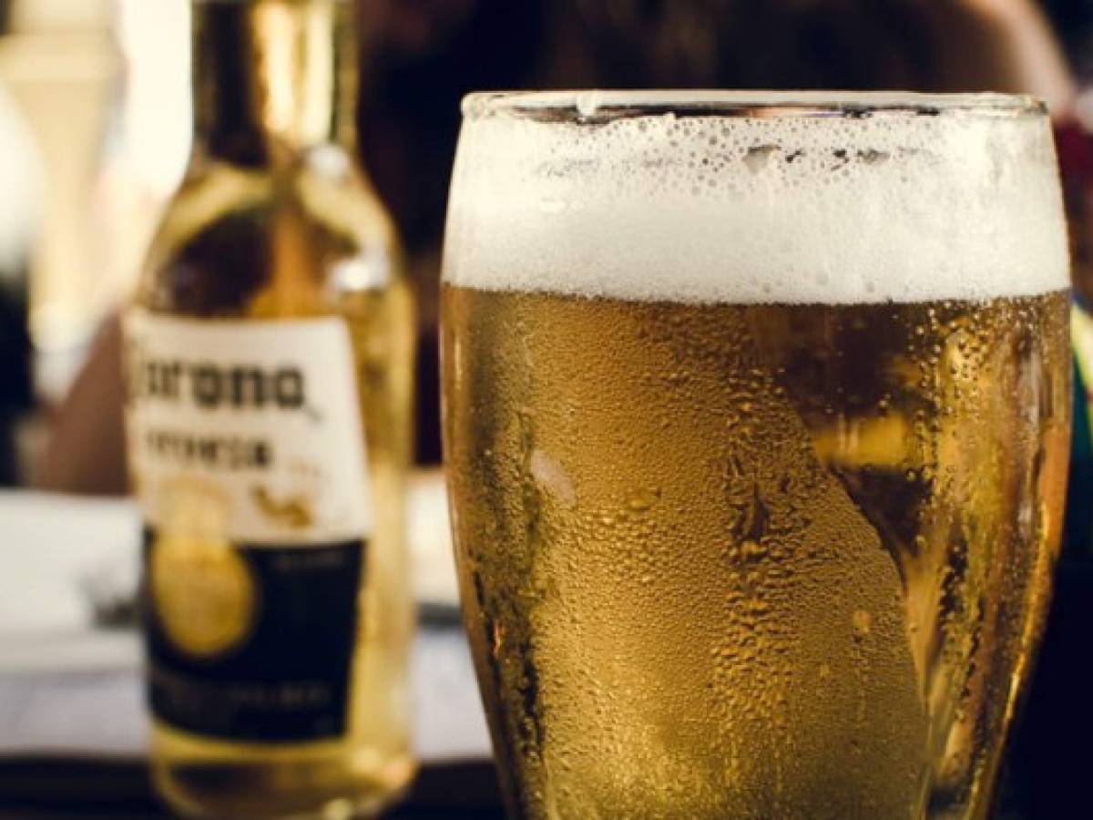 México: Permiten a Grupo Modelo y Heineken reactivar producción y distribución de cerveza