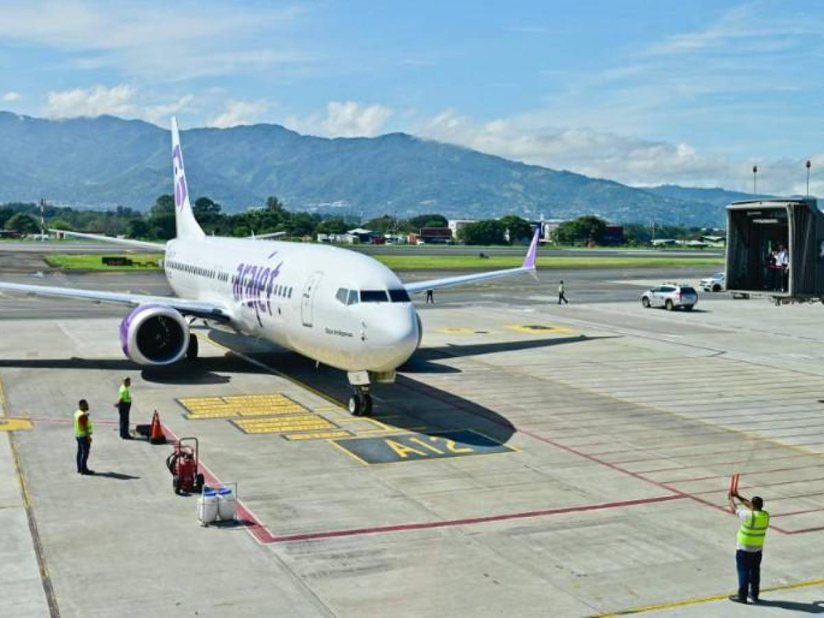 Arajet inicia ruta Santo Domingo-San José