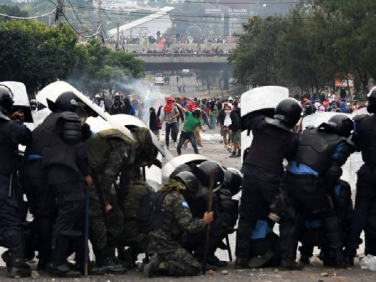 Protestas y vandalismo paralizan a Honduras